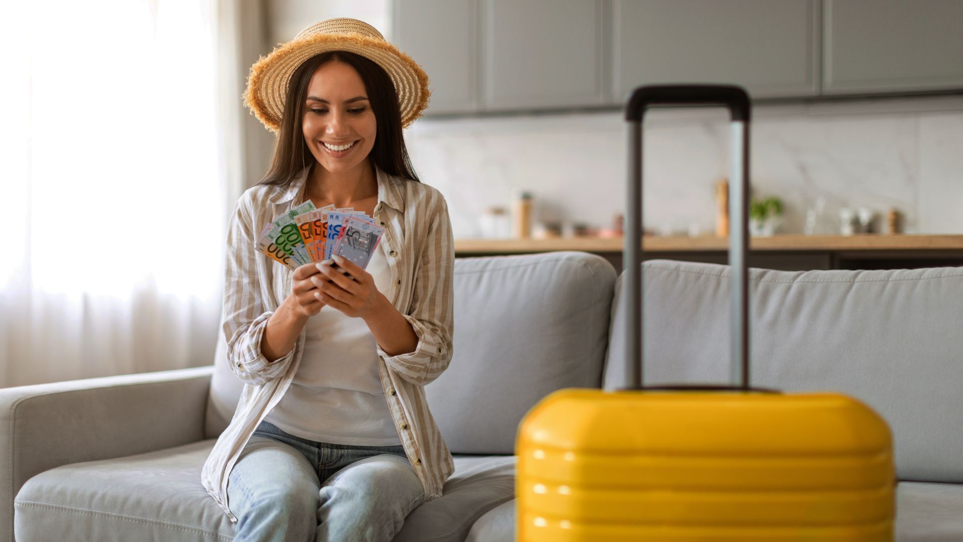 Go Further Image with money 1920 x 1080_1_1_1_1