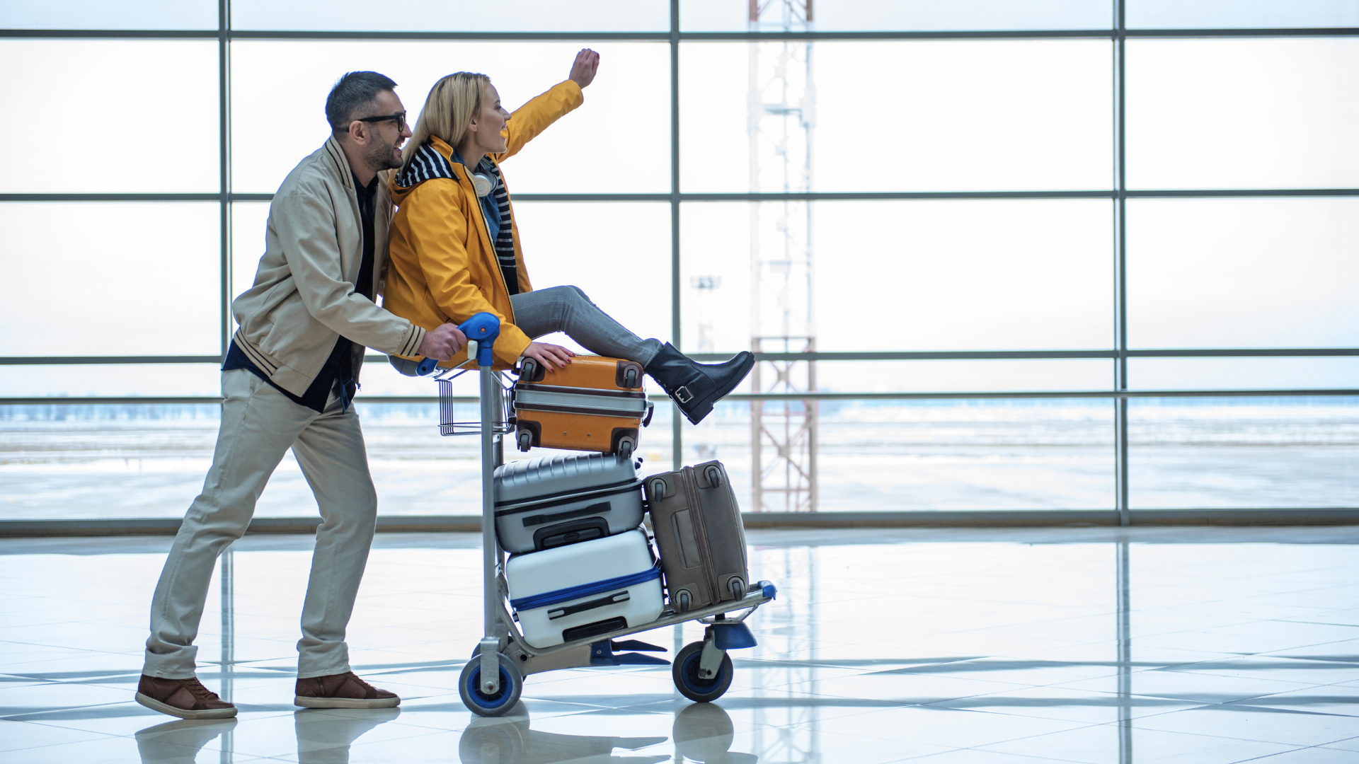 1920 x 1080 - Airport Summer Scratch_4