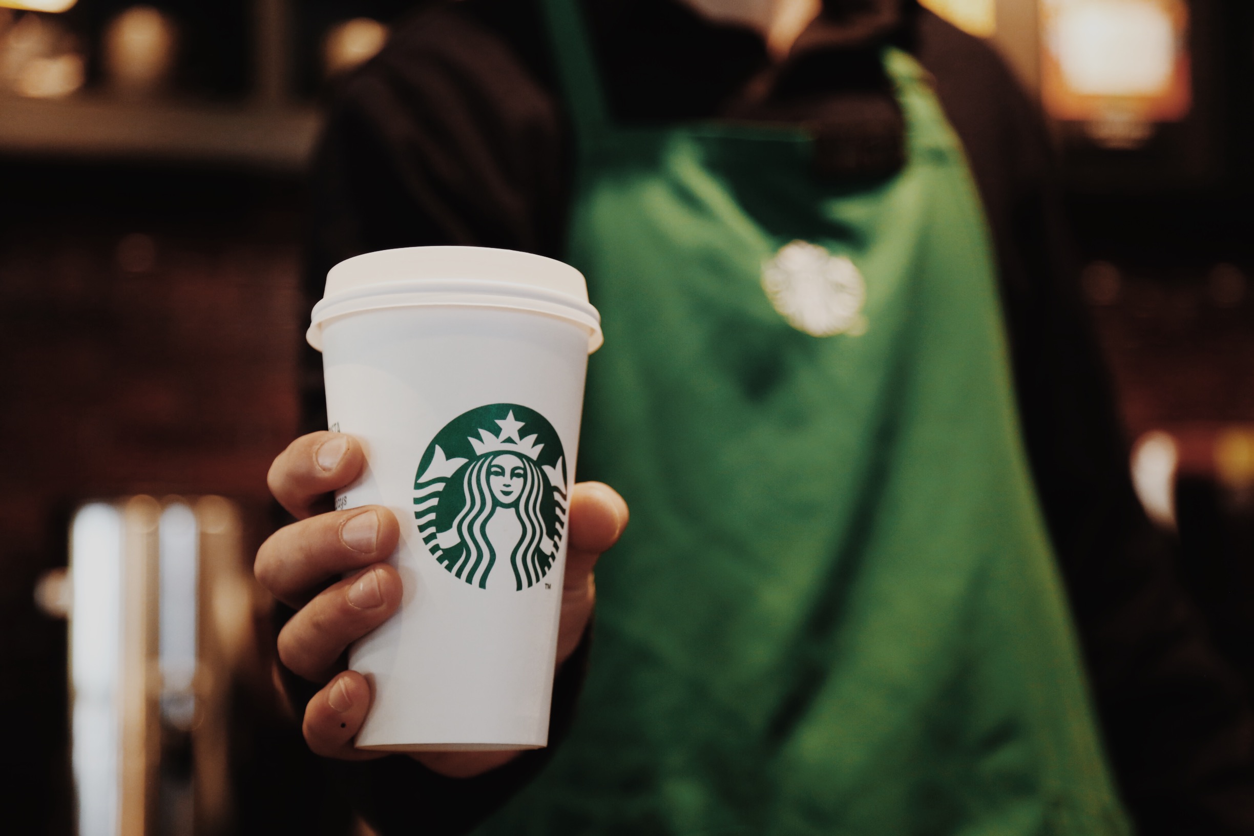 Ari Kytsya's Starbucks Surprise: This Blew Up The Internet!